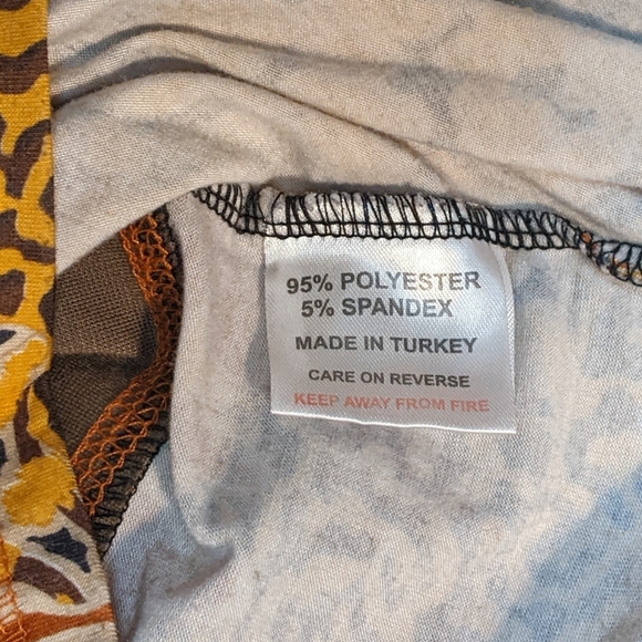 Isle Apparel Off Shoulder Patchwork Dress, Medium - Picture 3 of 8